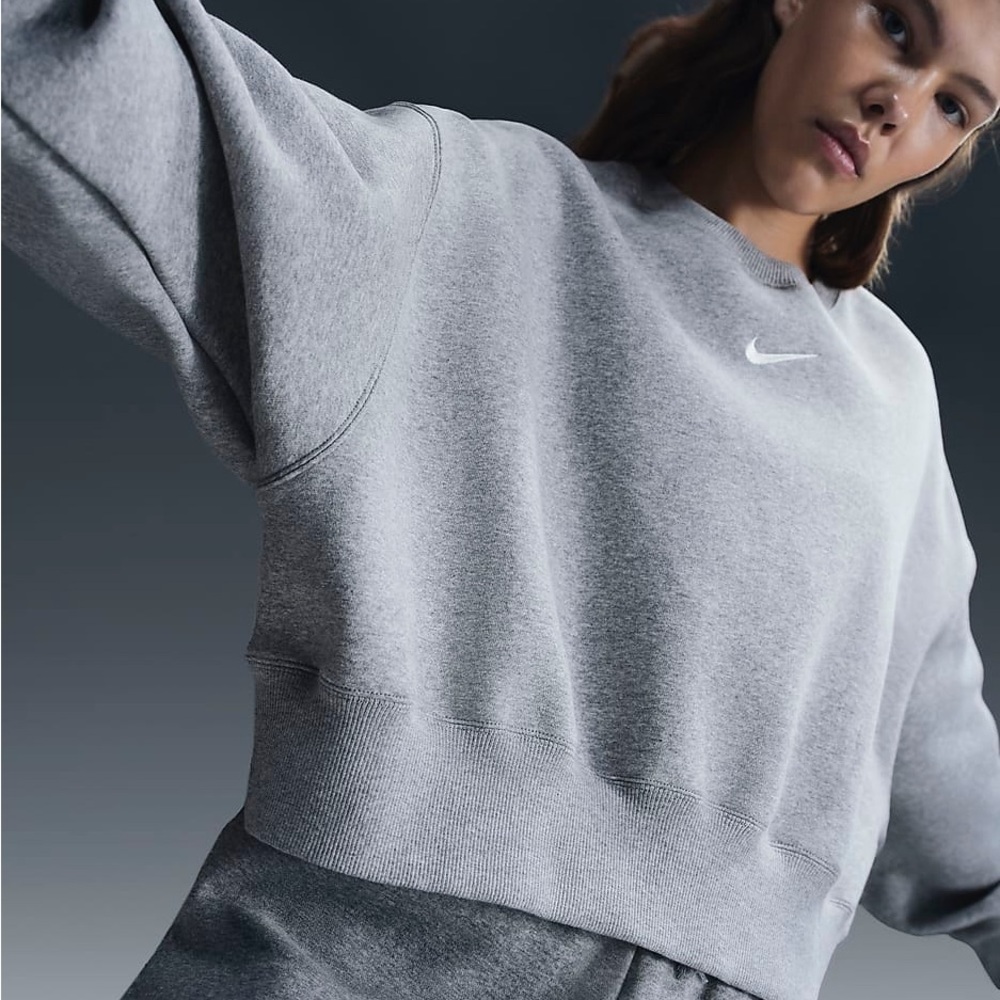 Nike Oversized Crew-Neck Sweatshirt